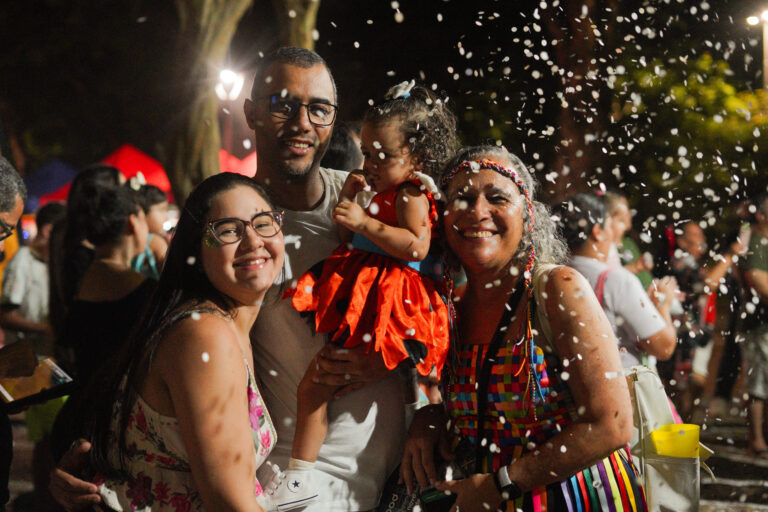 Carnaval no Polo Jaqueira leva animação para toda família